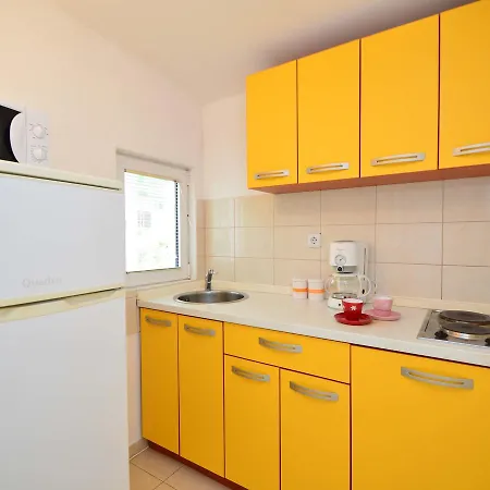 Apartment Lastavica-2 By Interhome *