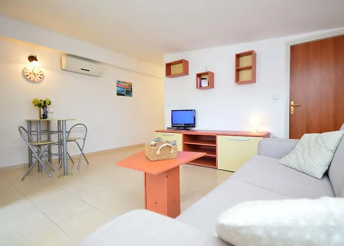 Lastavica-2 By Interhome *